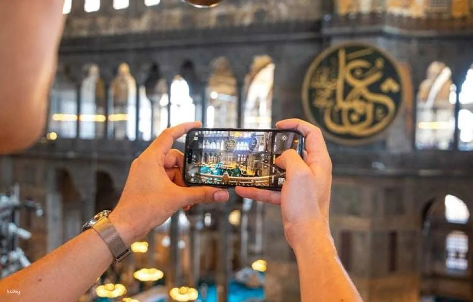 Istanbul Basilica Cistern, Blue Mosque and Hagia Sophia tour