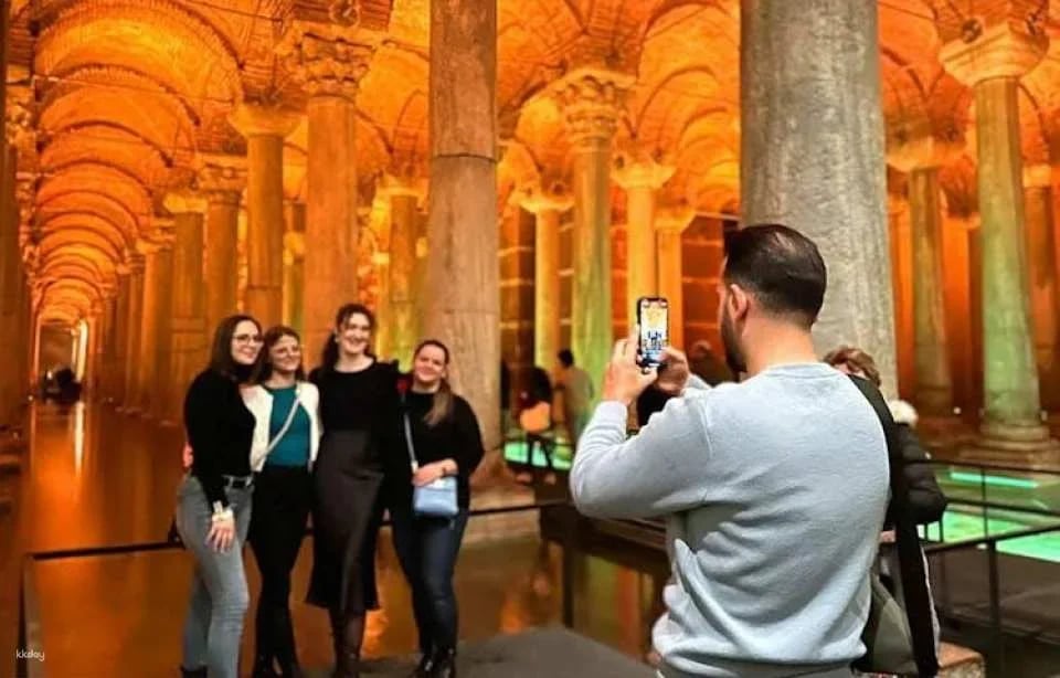 Istanbul Basilica Cistern, Blue Mosque and Hagia Sophia tour