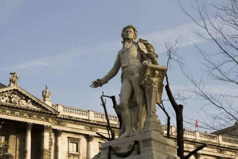 Self-guided walking tour and Mozart concert in Vienna