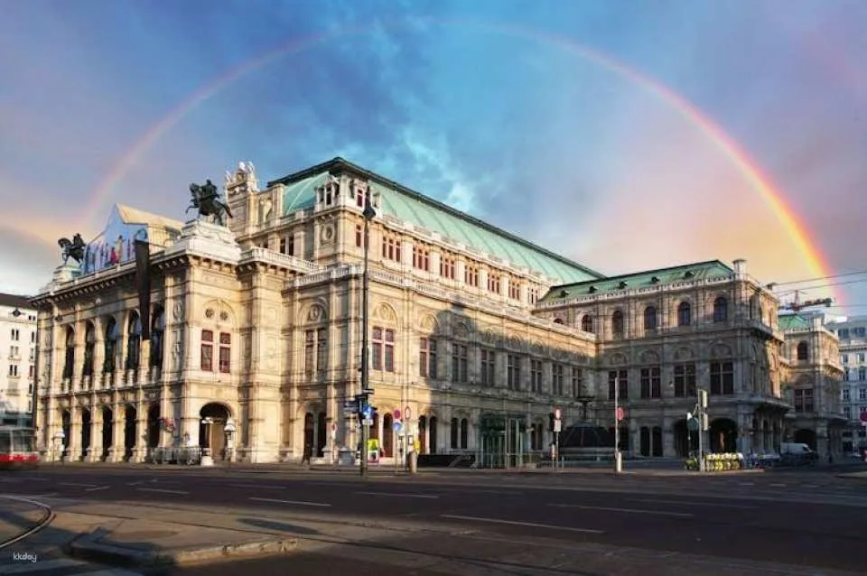 Self-guided walking tour and Mozart concert in Vienna
