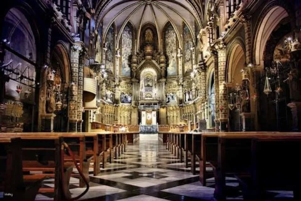Montserrat guided tour from Barcelona
