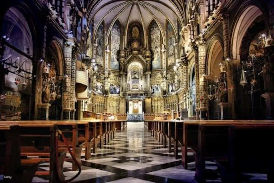 Montserrat guided tour from Barcelona (610109)