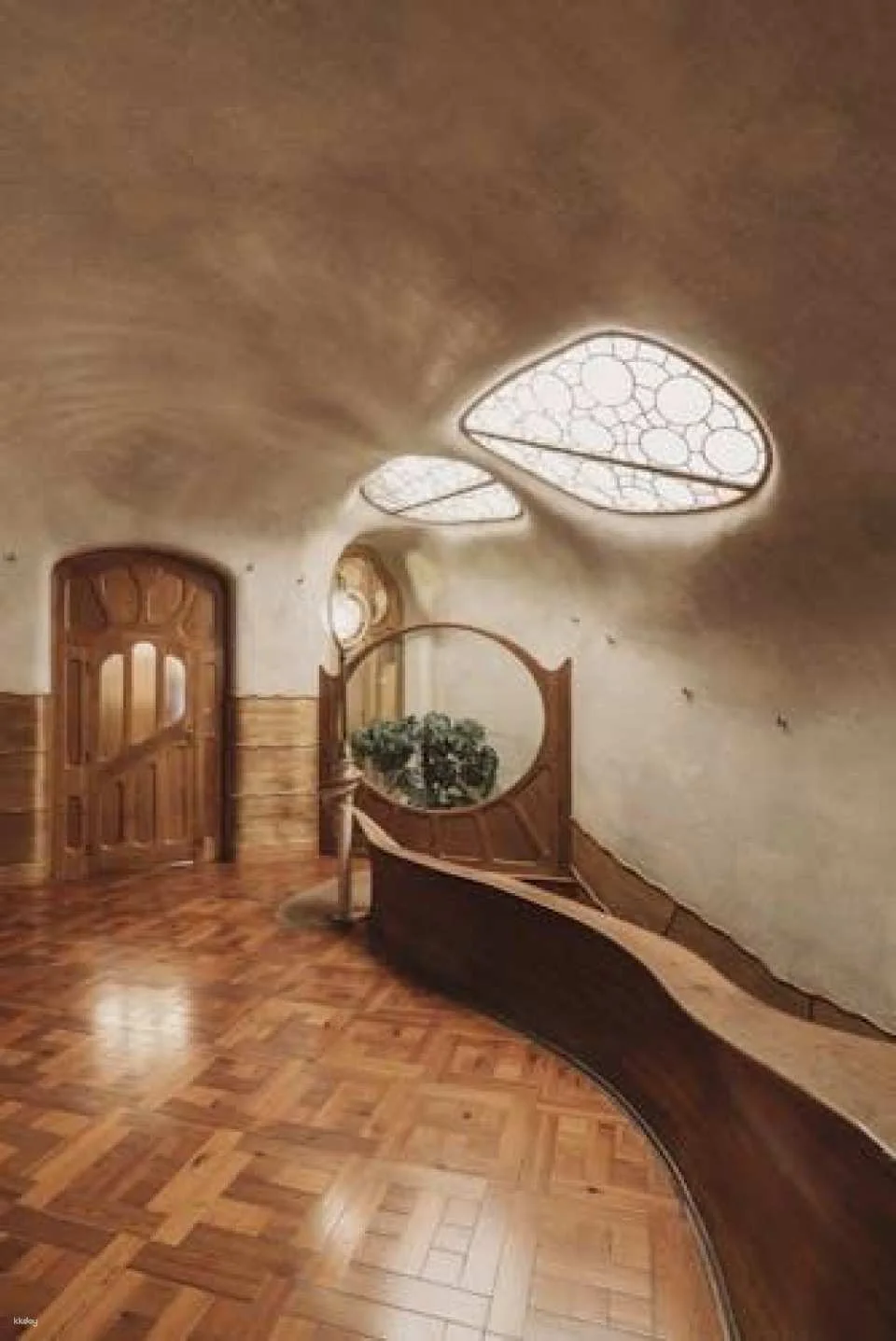 Platinum Priority Skip-The-Line Tickets to Casa Batlló