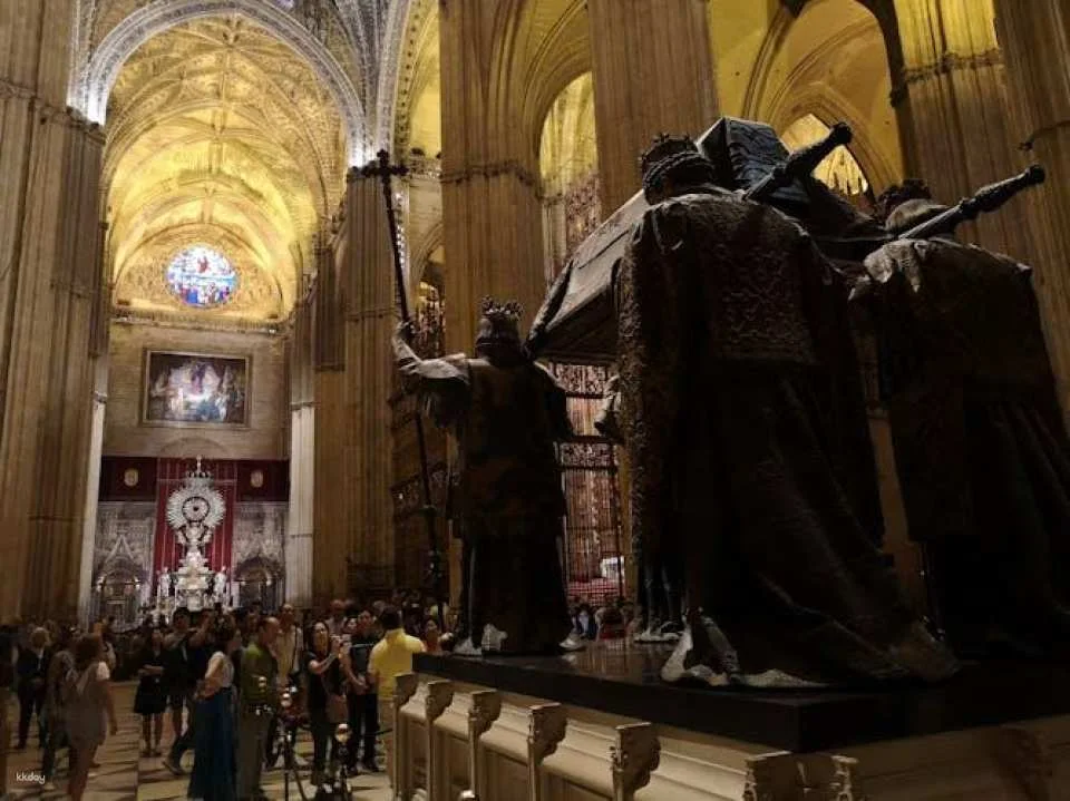 Seville Cathedral and Giralda entry tickets with audio guide