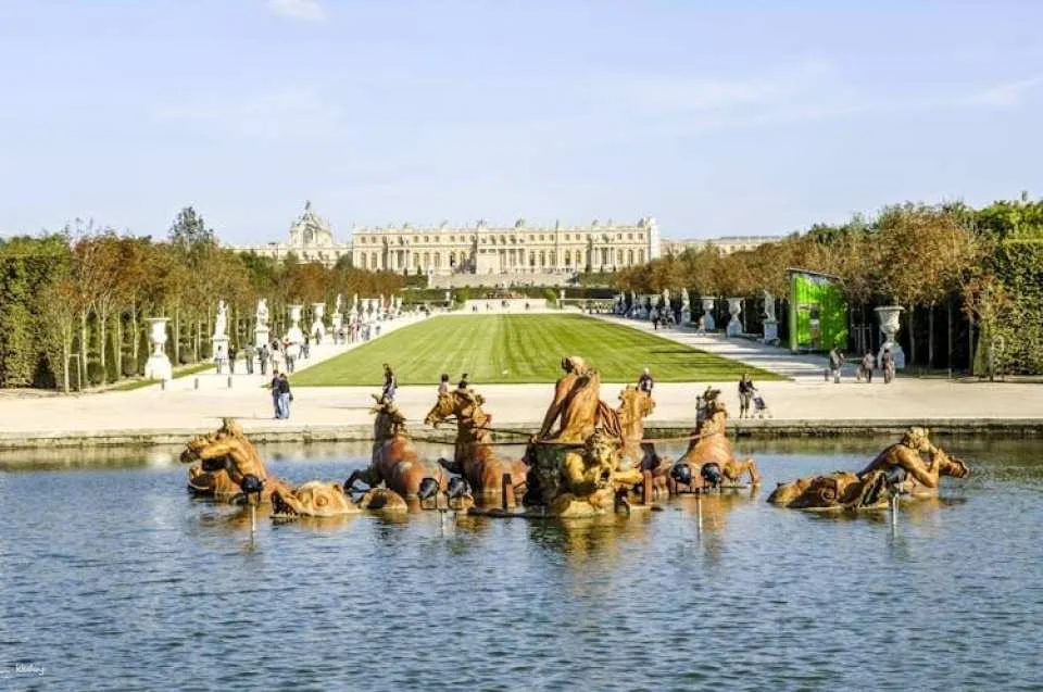 Versailles e-bike tour with palace, gardens and picnic stop