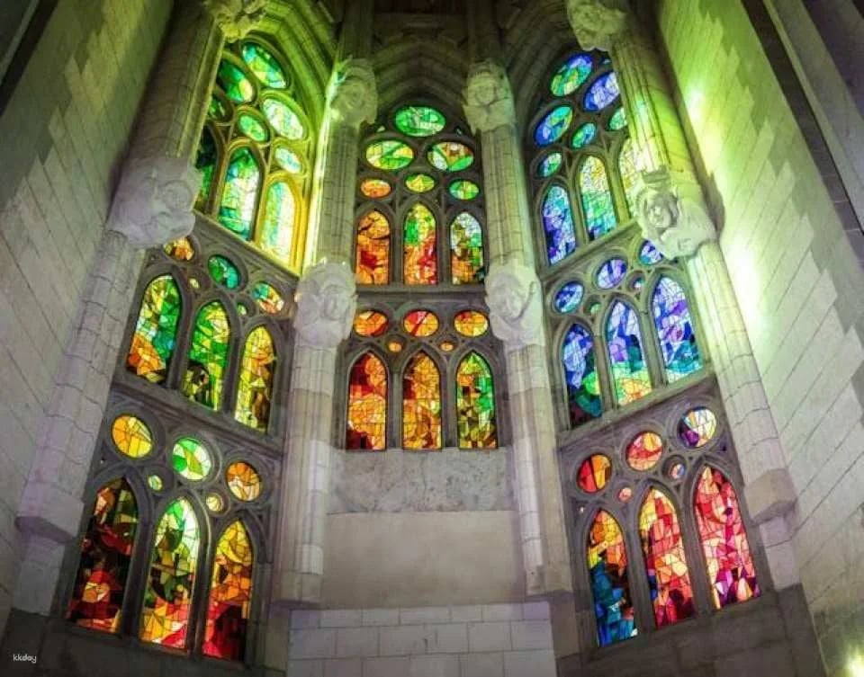 Tickets and guided visit to the Sagrada Família