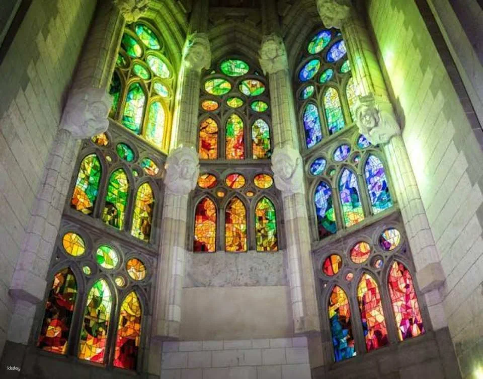 Tickets and guided visit to the Sagrada Família