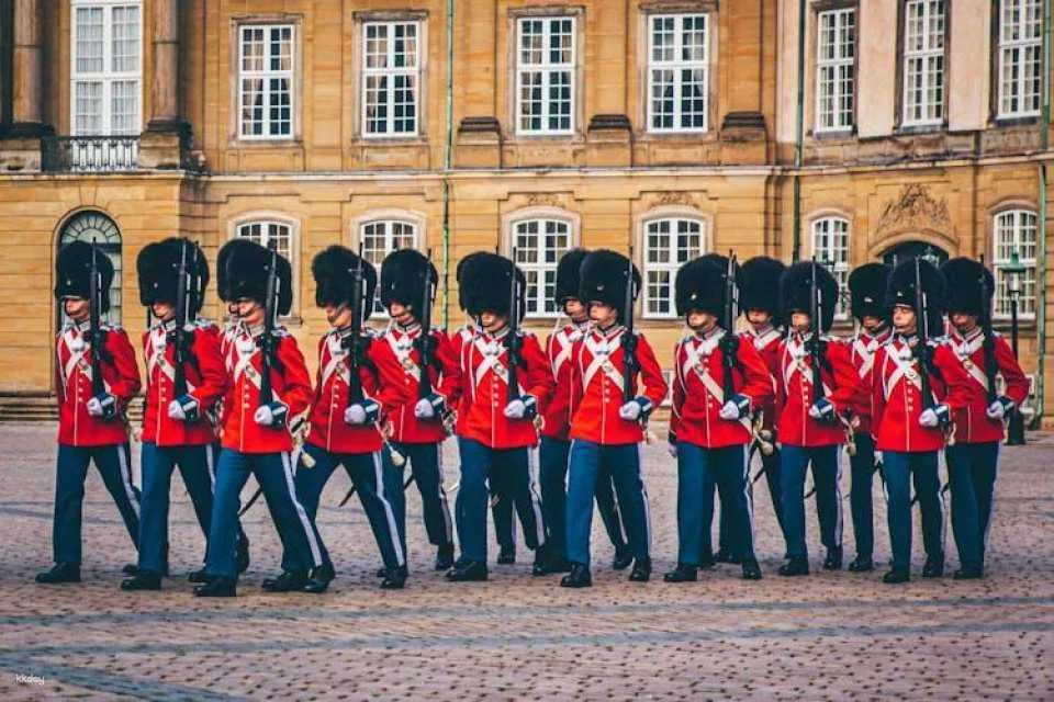 3-Hour Small Group Bike Tour of Copenhagen