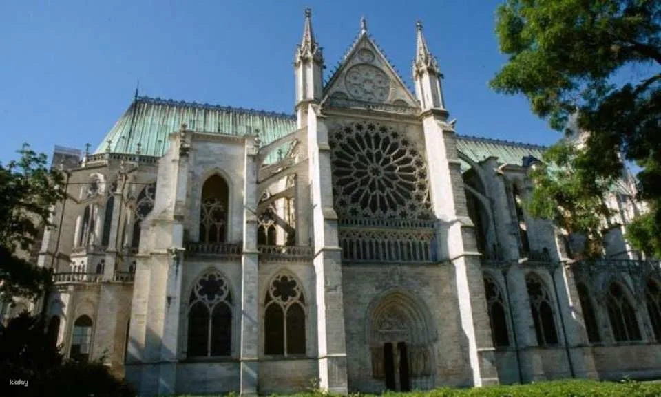 Entrance ticket to the Basilica of Saint-Denis