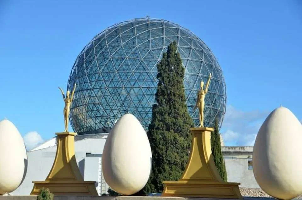 Dalí Theatre-Museum entrance ticket and guided visit