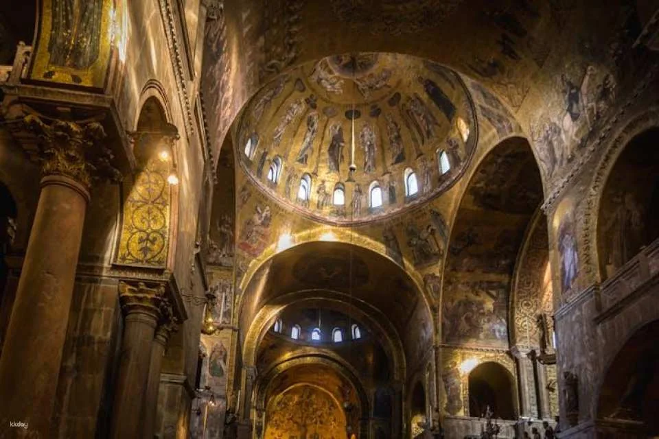 Tour of Doge's Palace and Golden Basilica with Skip the Line ticket
