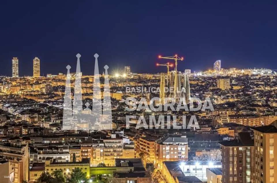 Sagrada Familia entrance tickets with audio guide