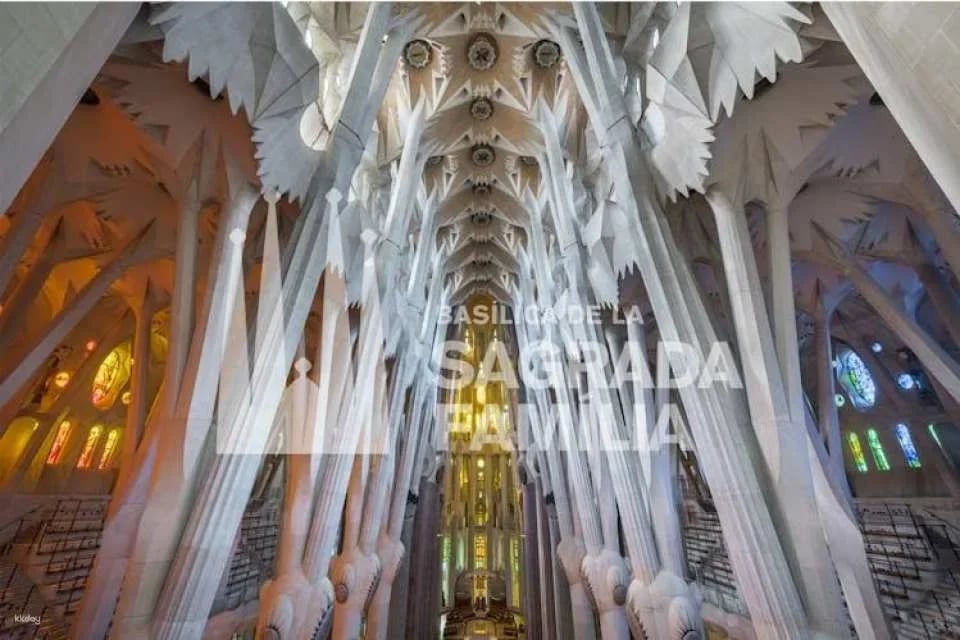 Sagrada Familia entrance tickets with audio guide