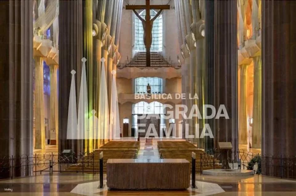 Sagrada Familia entrance tickets with audio guide
