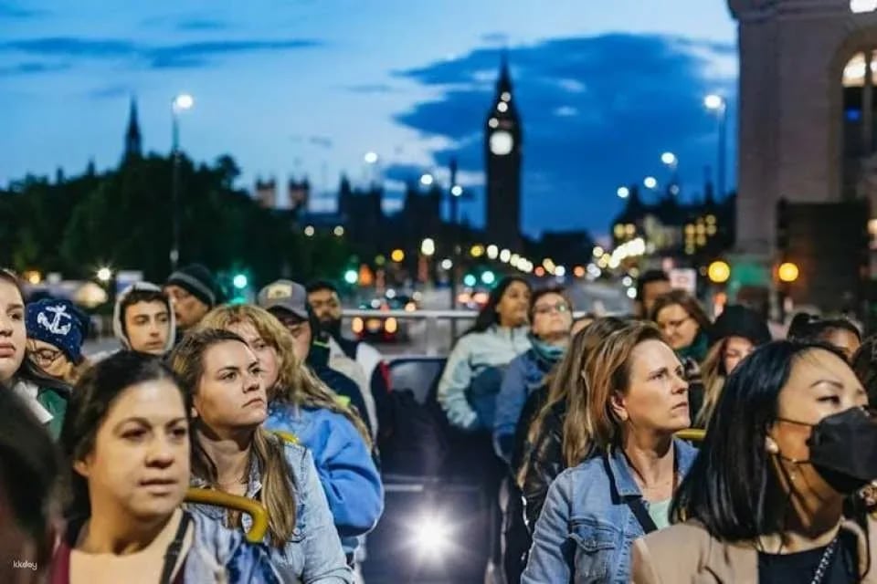 Panoramic London 2-hour open-top bus tour with live guide