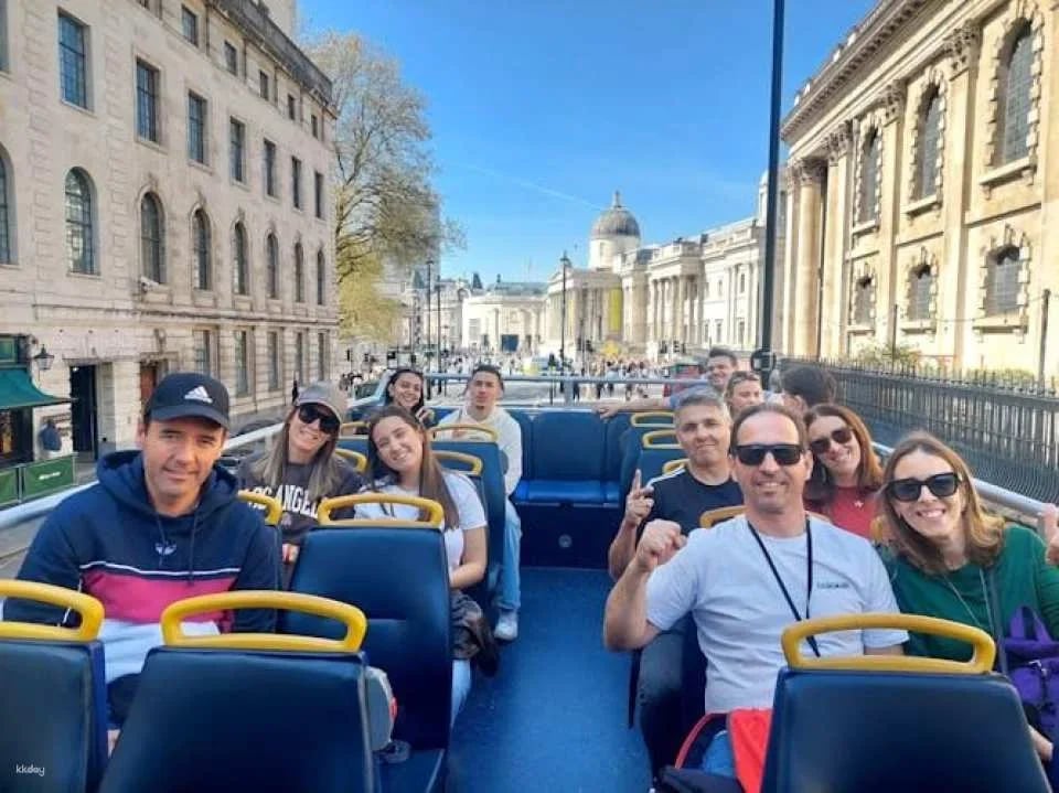 Panoramic London 2-hour open-top bus tour with live guide