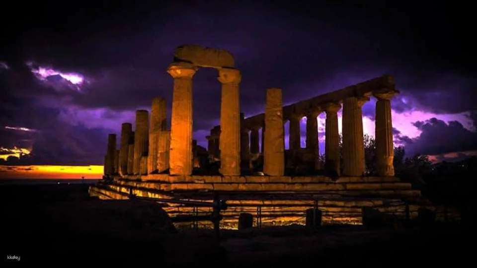 Evening tour of the Valley of the Temples with ticket