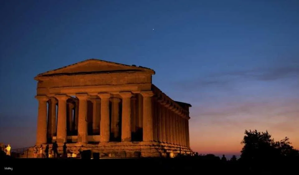 Evening tour of the Valley of the Temples with ticket