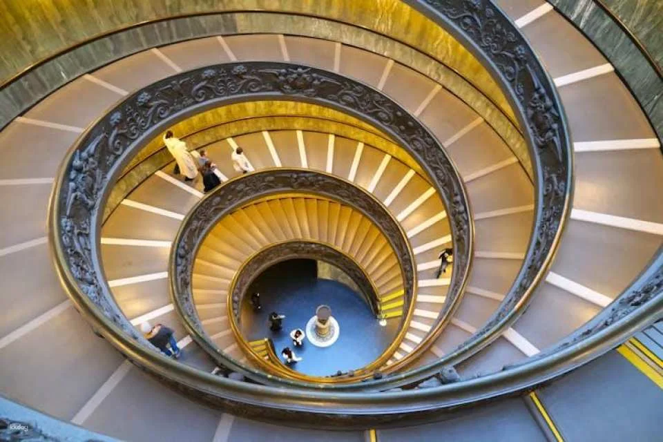 Vatican Museums and Sistine Chapel escorted entrance