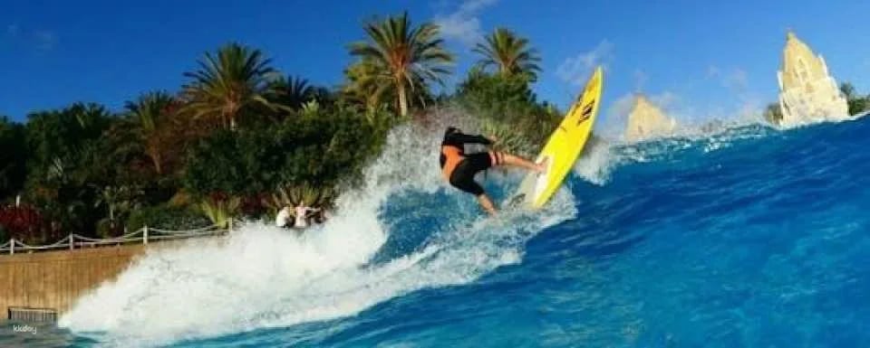 VIP Cabaña Experience with House or Villa at Siam Park