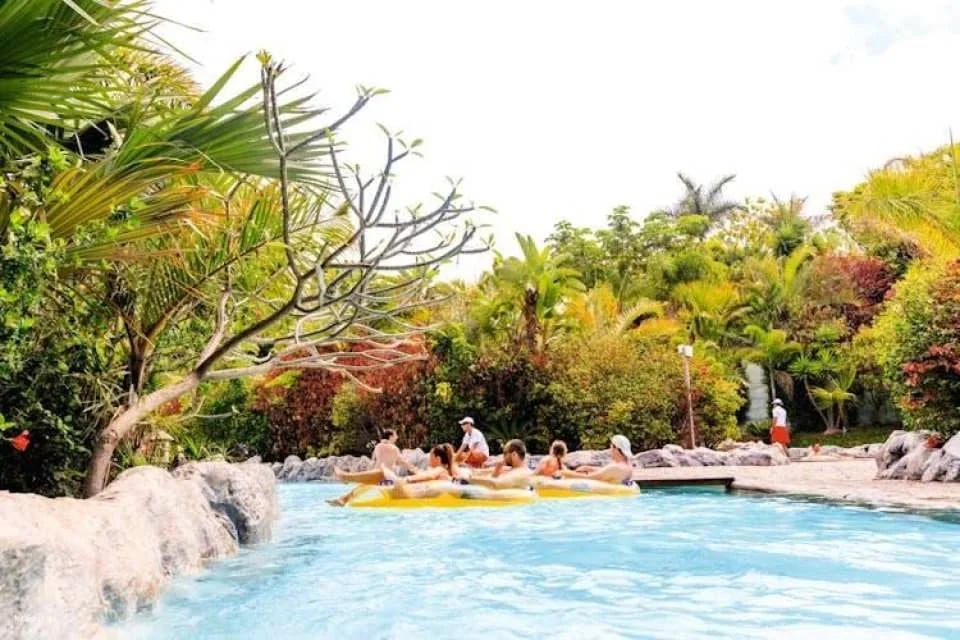 VIP Cabaña Experience with House or Villa at Siam Park