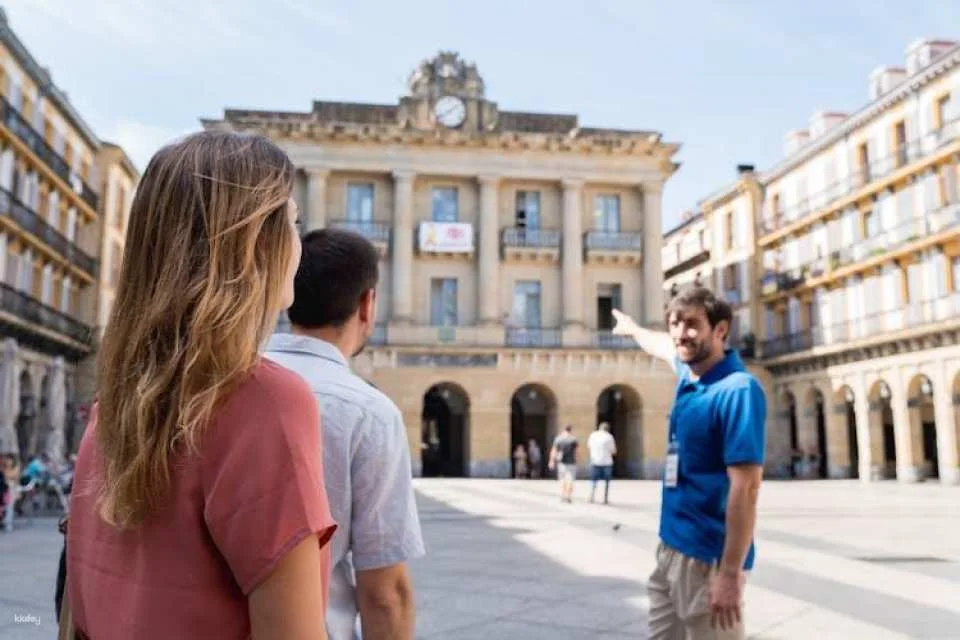 San Sebastián 90-minute walking guided tour