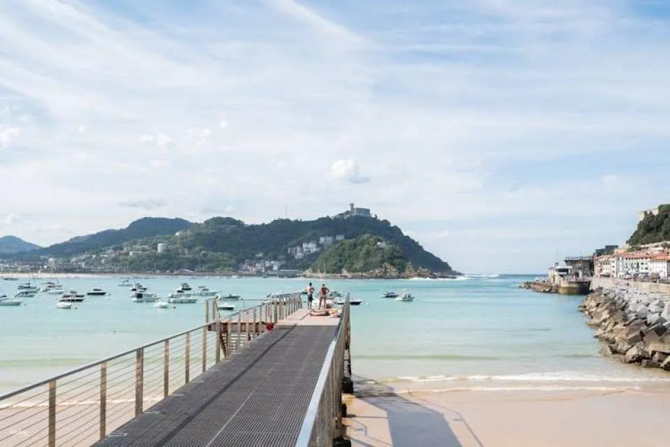 San Sebastián 90-minute walking guided tour