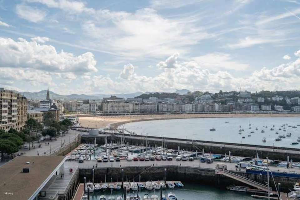 San Sebastián 90-minute walking guided tour