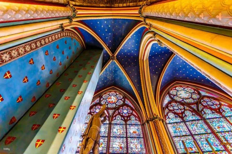 Notre-Dame Cathedral with a self-guided audio app
