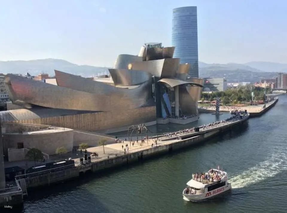 Guided tour of Dragonstone and Bilbao from San Sebastian