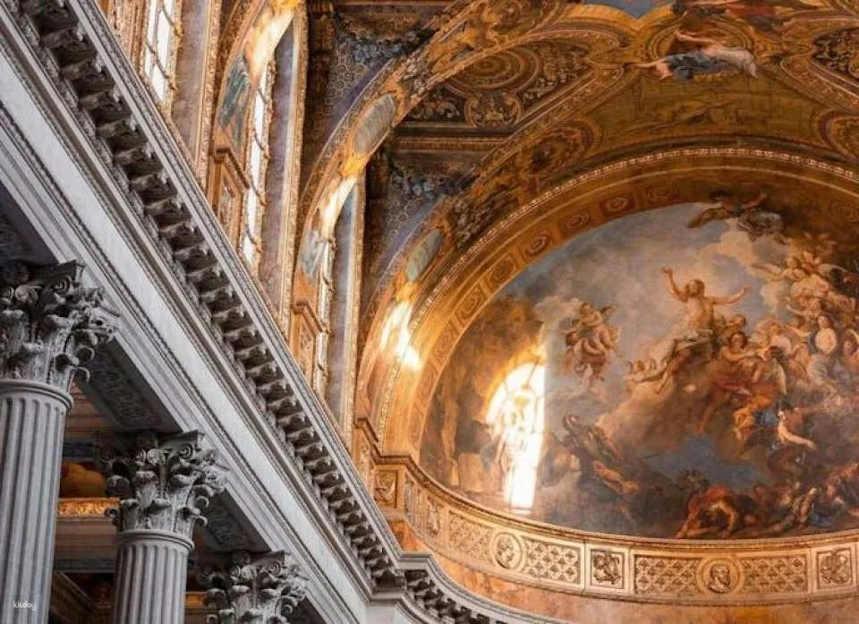 Versailles Palace audio guided tour with private transfers