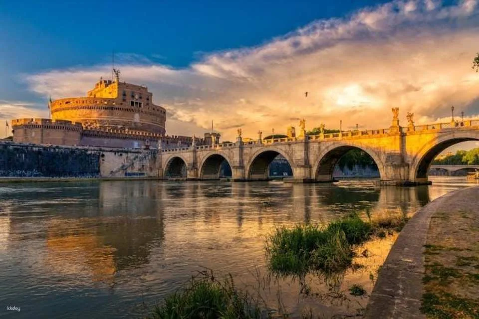 St. Peter's Basilica, Passetto di Borgo and Castel Sant'Angelo entry