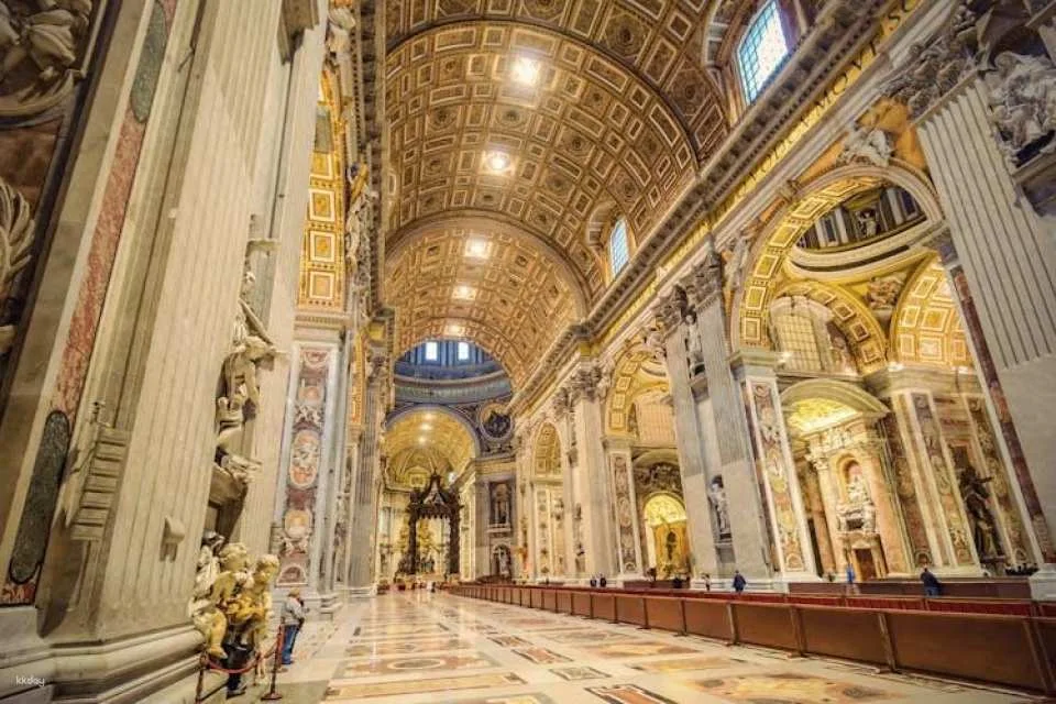 St. Peter's Basilica, Passetto di Borgo and Castel Sant'Angelo entry