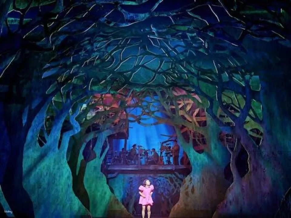 Tickets for My Neighbour Totoro at the Gillian Lynne Theatre