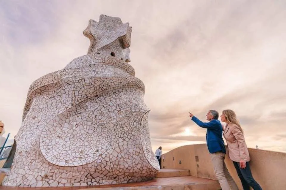 La Pedrera premium behind-the-scenes tour with skip-the-line ticket