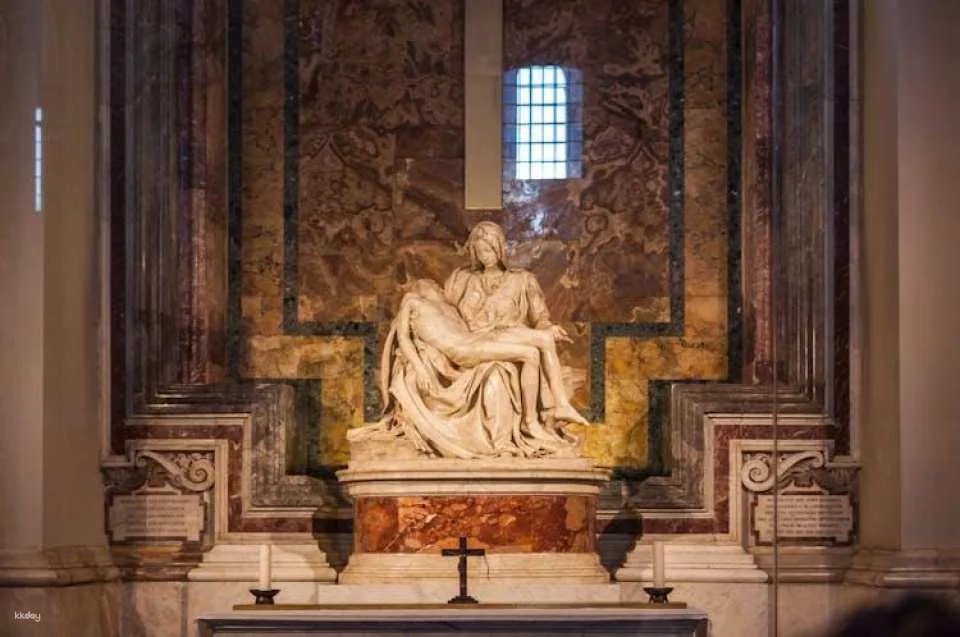 Access to St. Peter’s Basilica and Castel Sant’Angelo