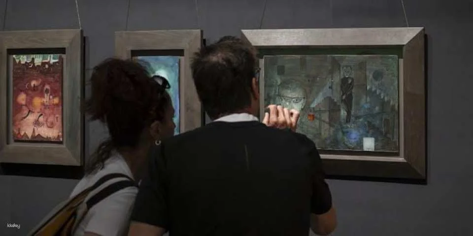 Tickets for the Tàpies Museum