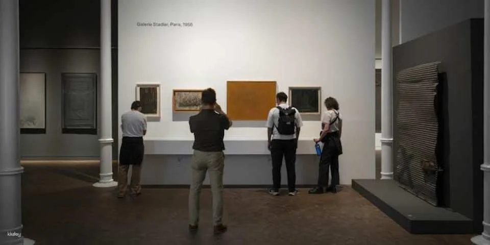 Tickets for the Tàpies Museum