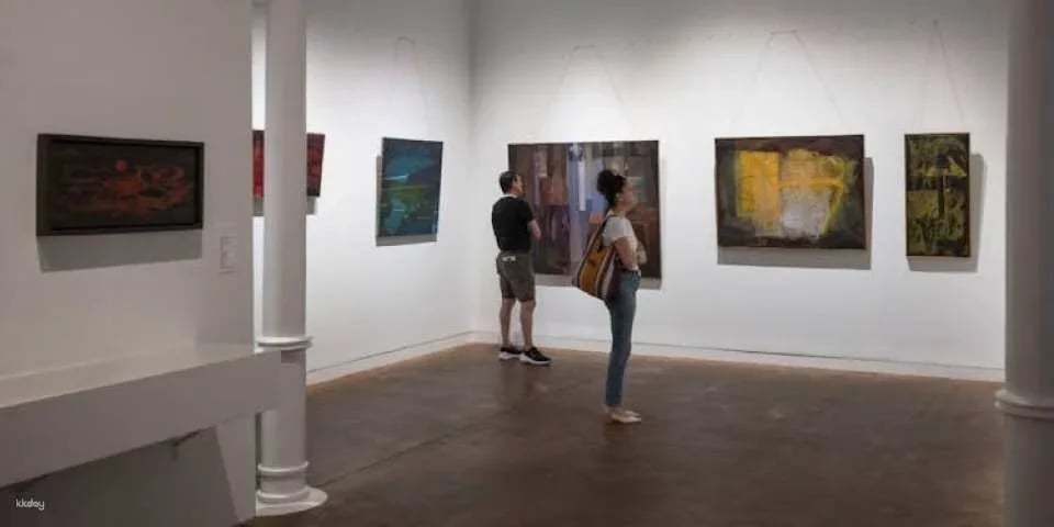 Tickets for the Tàpies Museum