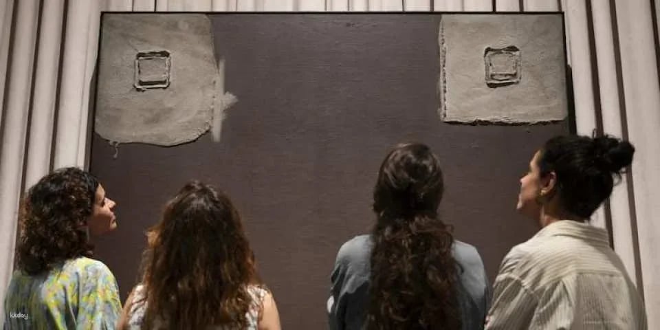 Tickets for the Tàpies Museum