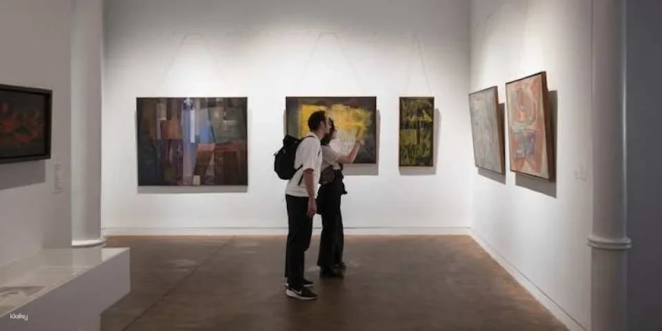 Tickets for the Tàpies Museum
