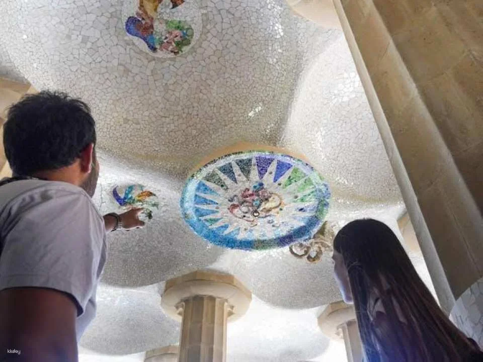 Park Güell and Sagrada Familia guided tour
