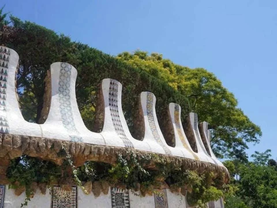 Park Güell and Sagrada Familia guided tour