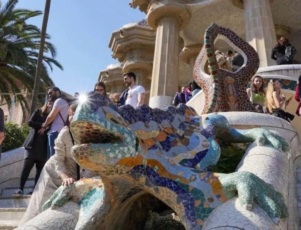 Park Güell and Sagrada Familia guided tour