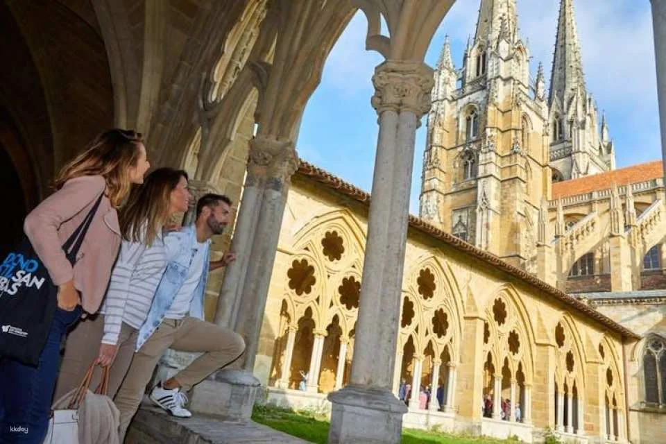 Biarritz and Bayonne guided tour from San Sebastián