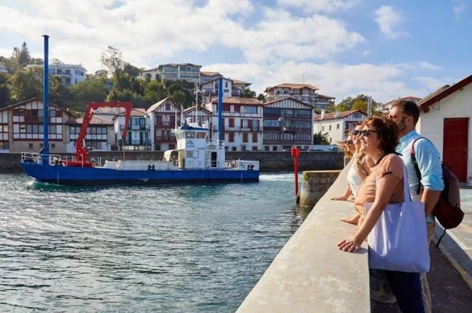 Biarritz and Bayonne guided tour from San Sebastián