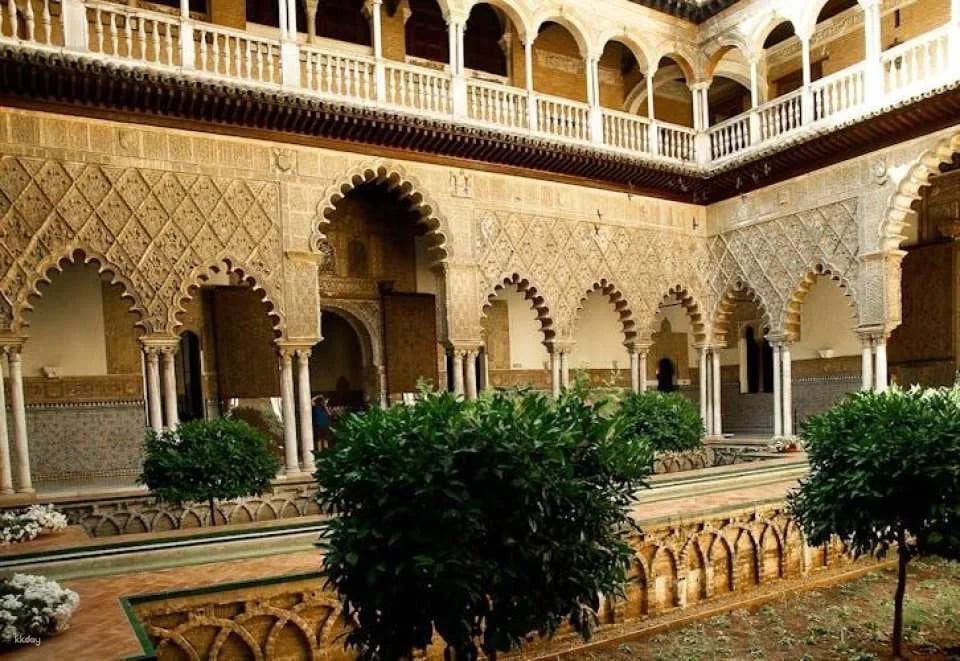 Seville Private Tour: Cathedral, Giralda and Alcazar Tickets