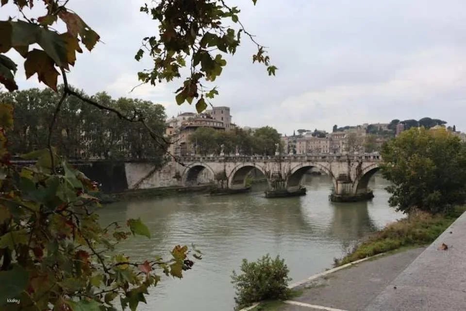 Passetto di Borgo and Castel Sant'Angelo access with audio guide