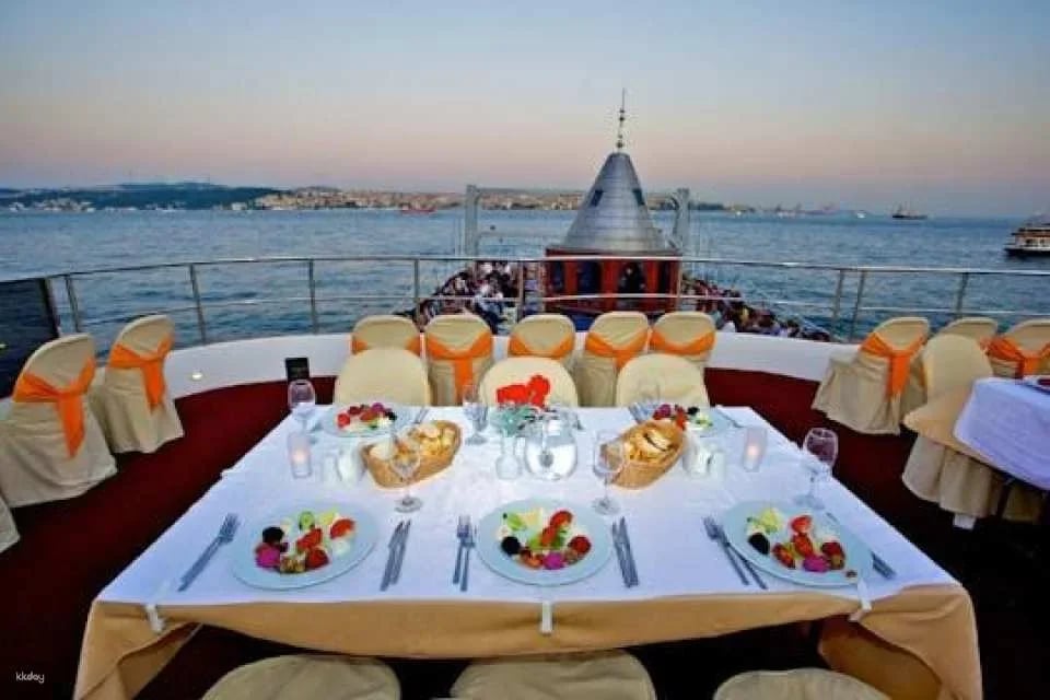 Dinner cruise with Turkish Night Show