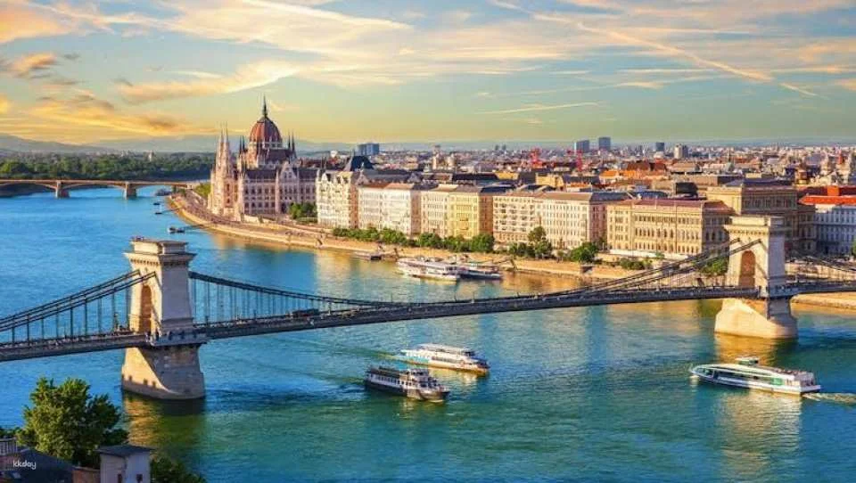 Budapest Pass to Parliament, cruise and St Stephen's Basilica